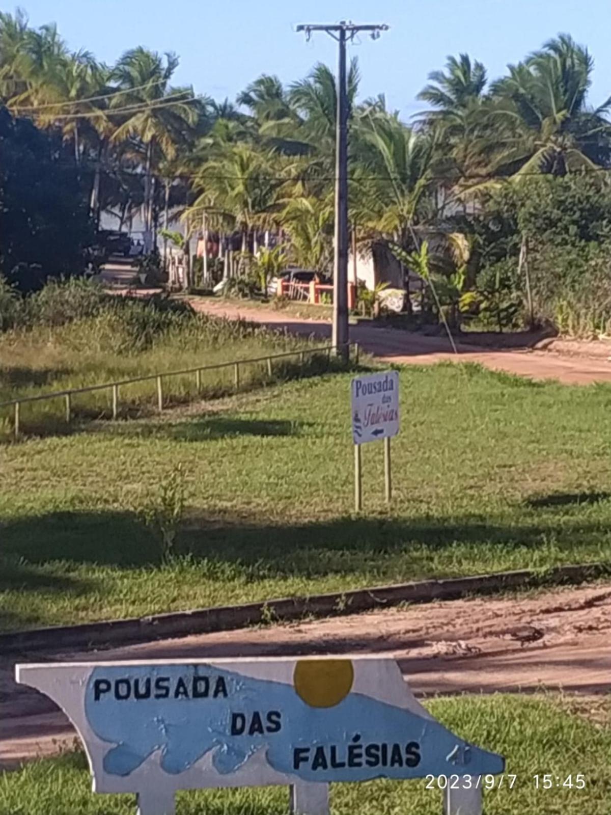Pousada Das Falesias Hotel Prado Exterior photo